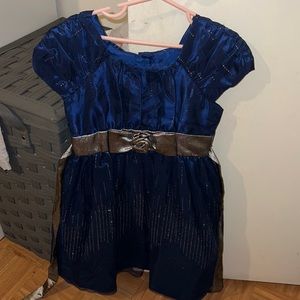 Girls dress